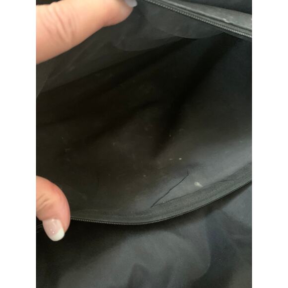 Wilson Leather Black Leather Briefcase  16W x 14H X 5 Shoulder Carry - Picture 12 of 12